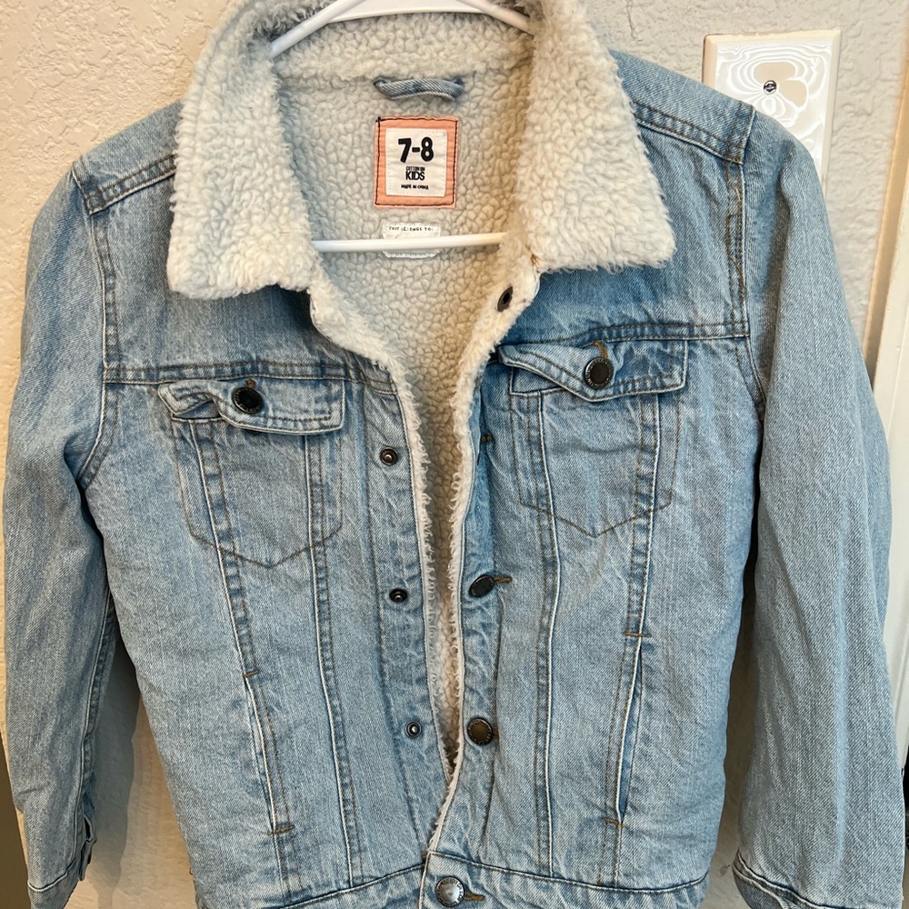 Cotton on kids Sherpa-Lined Light Wash Denim Jacket - Cream Lining